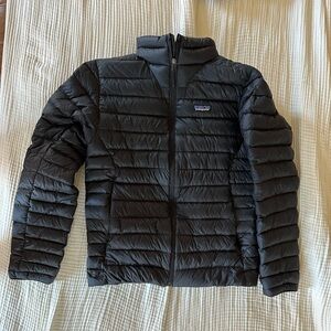 Men’s Patagonia Down Jacket in M.